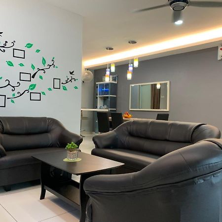 Ks1 Homestay Sky Mirror Double Storey House Куала Селангор Екстериор снимка